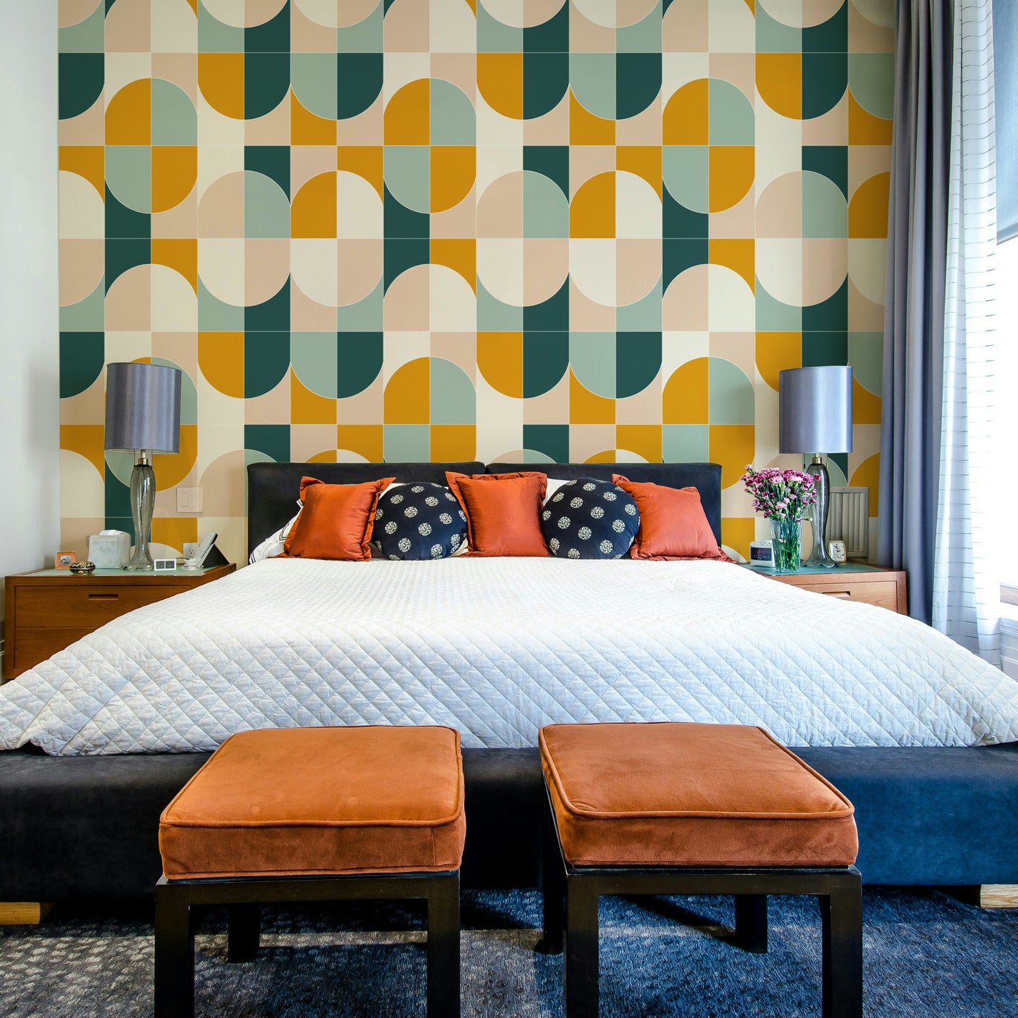 Abstract artistic style.

