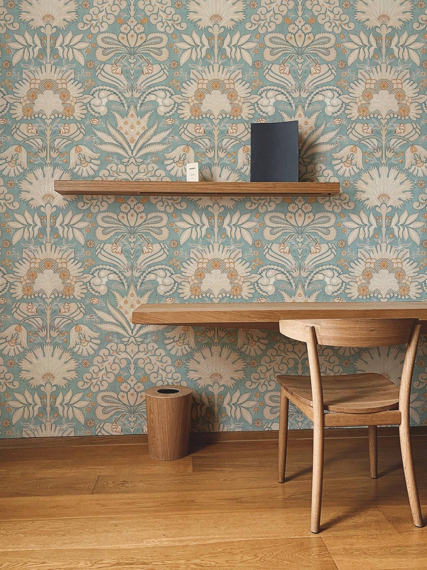 Botanic Damask Cream Aqua Blue