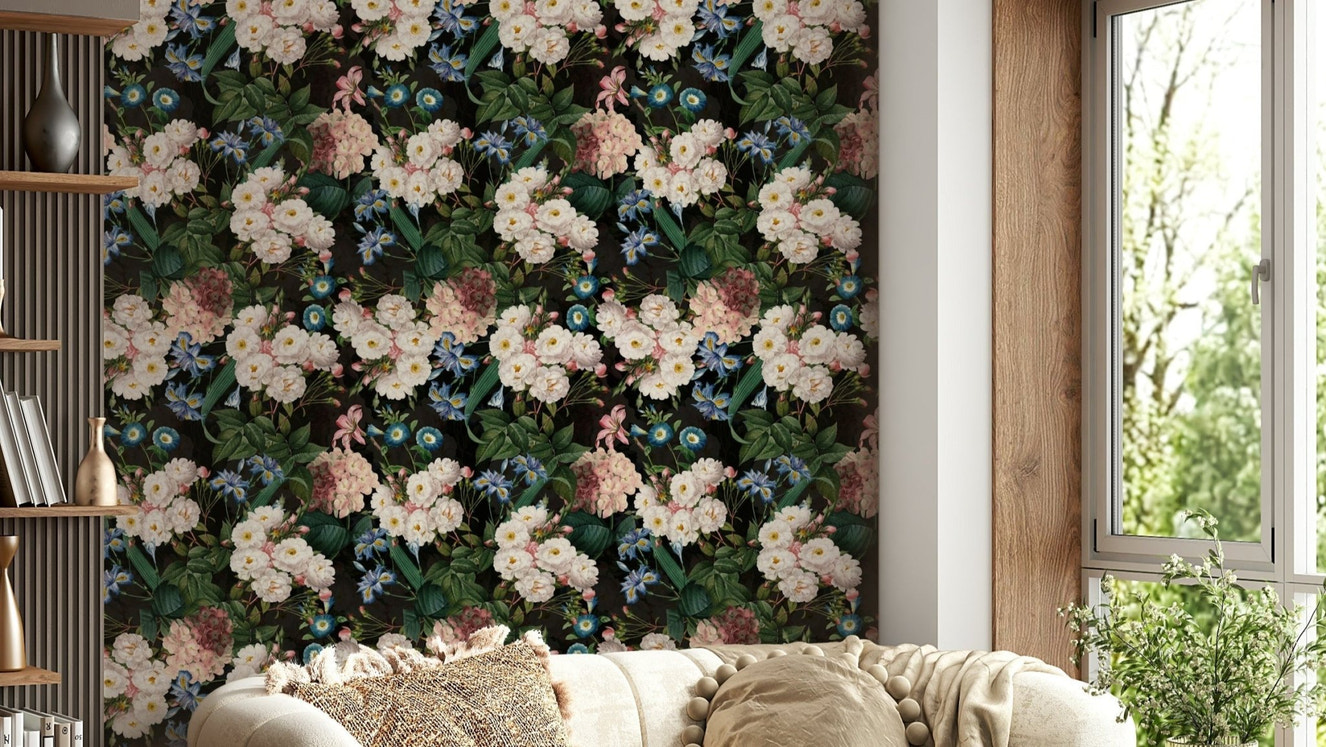 Lush night garden wallpaper featuring vibrant leaves