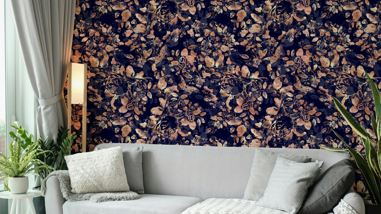 Botanical Noir wallpaper on a wall

