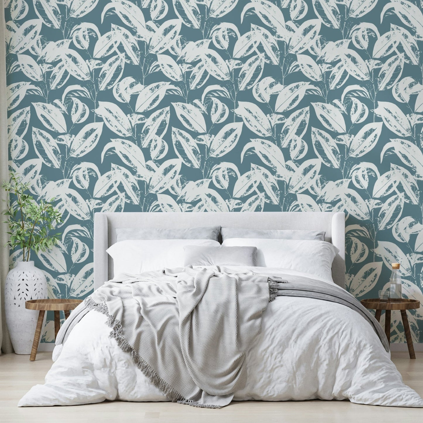 The pattern consists of large, overlapping leaves.
