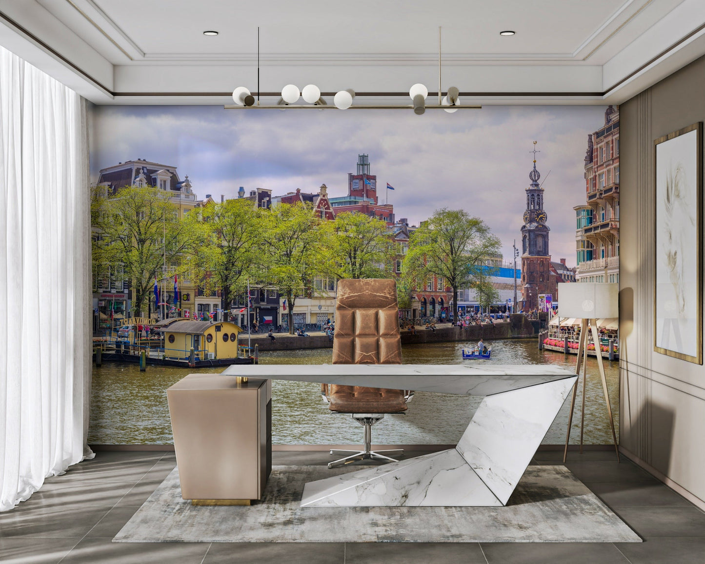 Intricate details of waterside life.

