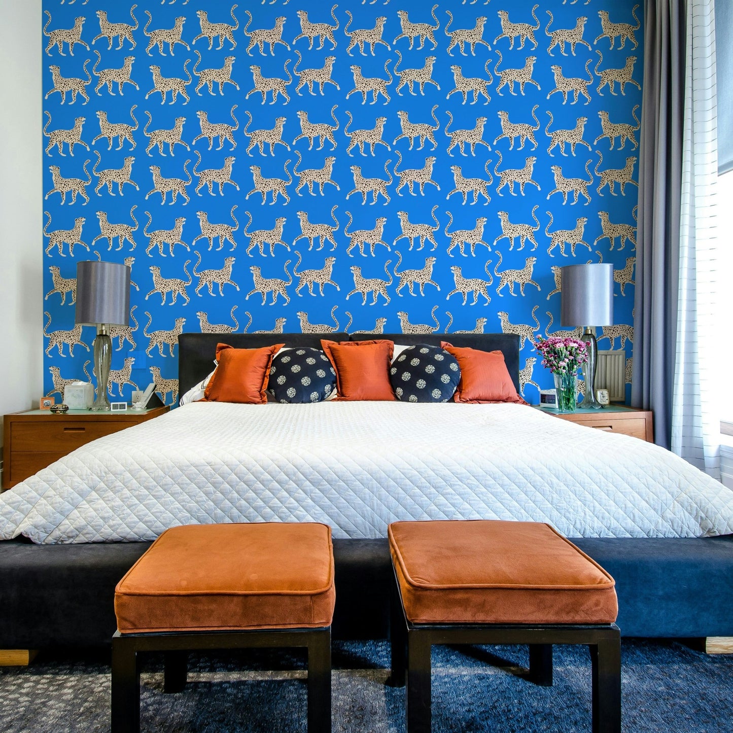 Cheetah Chic 03 wallpaper with bold animal print design

