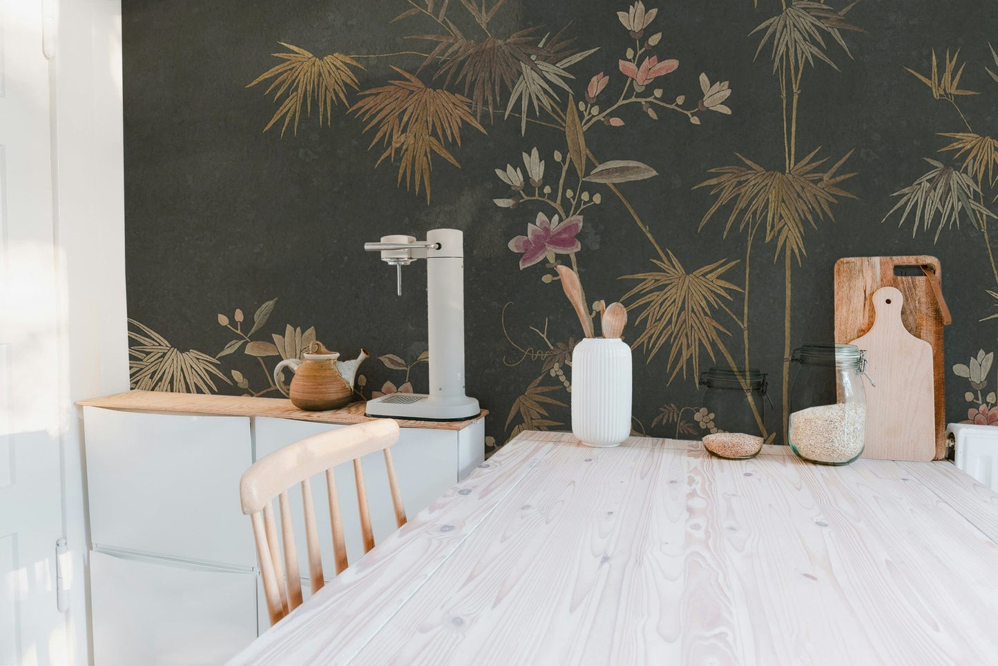 Chinoiserie Bamboo Grove Wallpaper C546