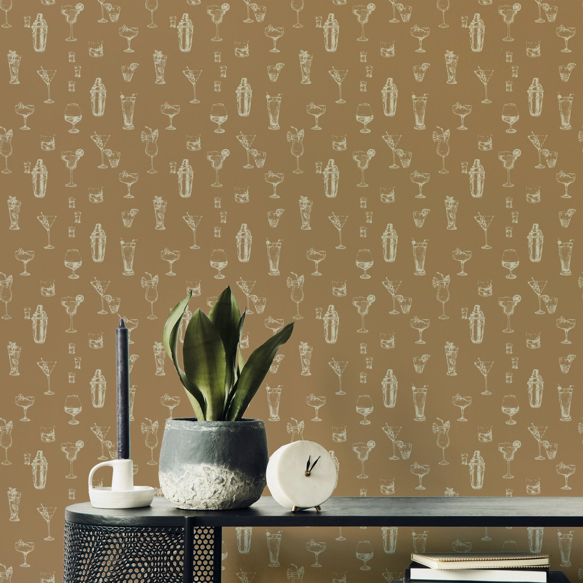 Chic cocktail motif wallpaper in neutral tones

