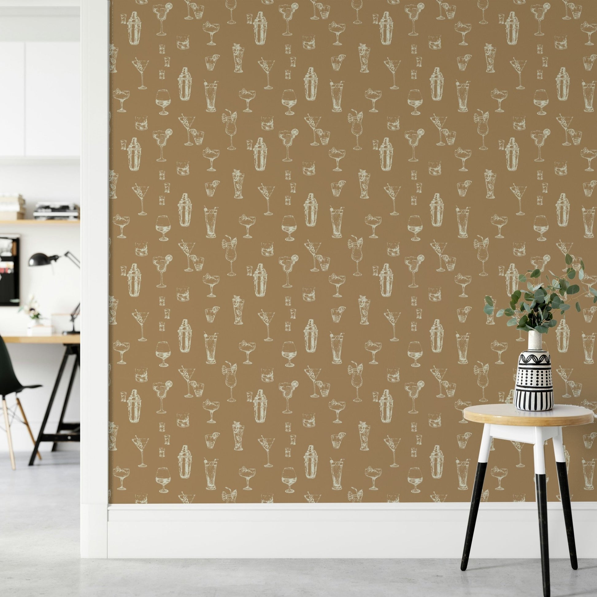 Stylish wallpaper with cocktail hour prints

