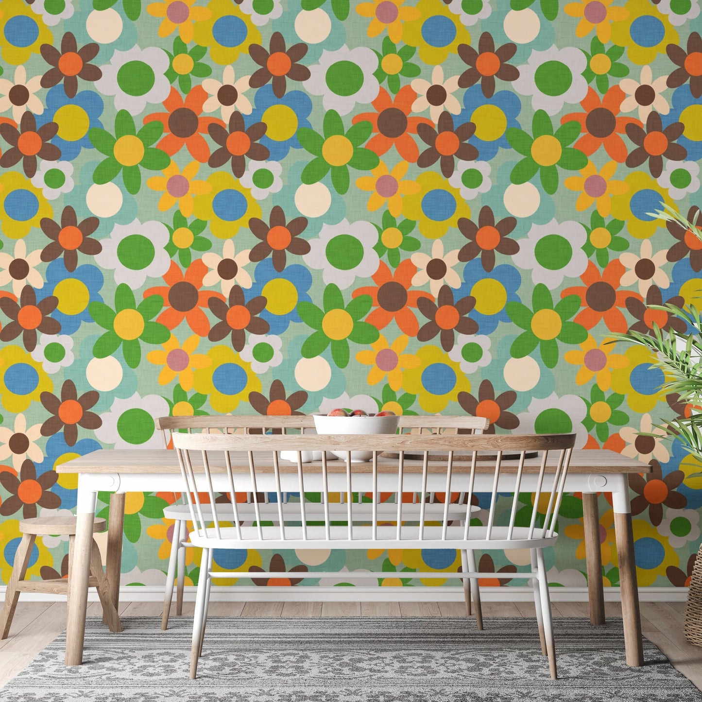Playful floral wallpaper with retro flower shapes
