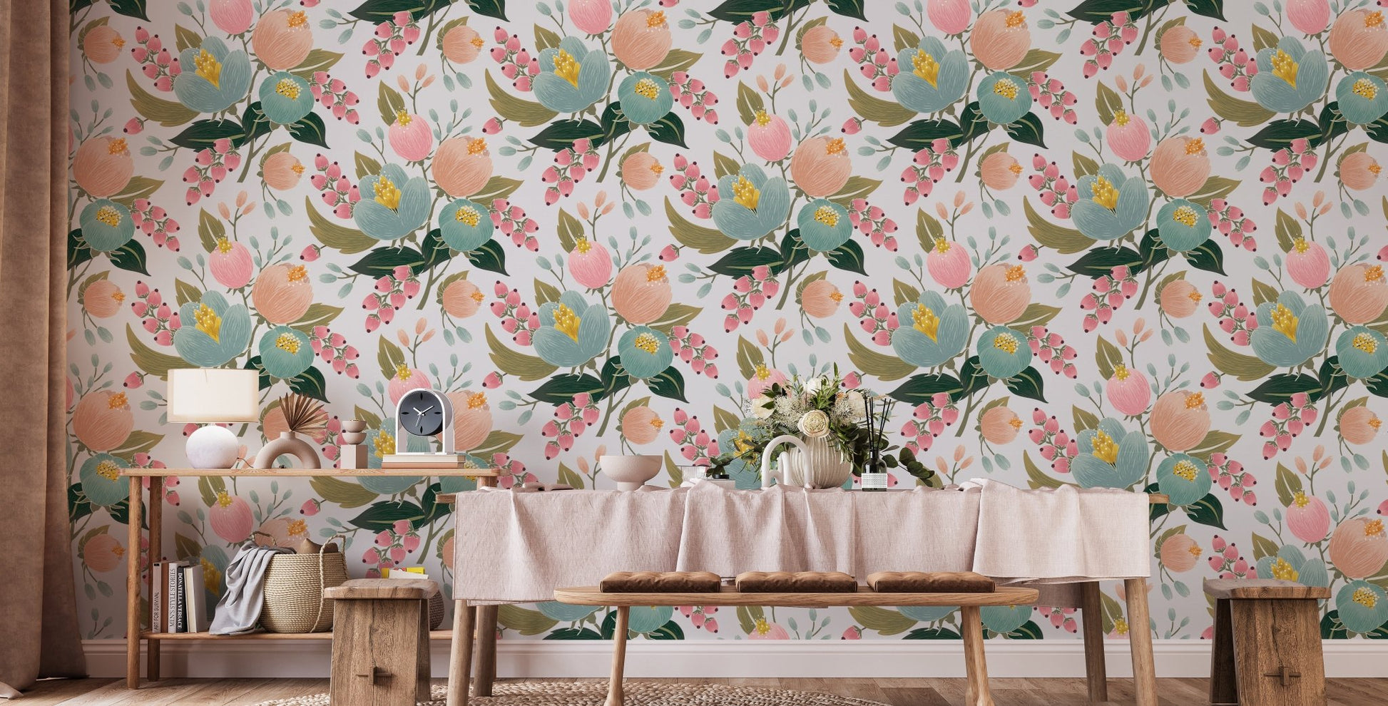Delicate floral wallpaper in soft hues B084