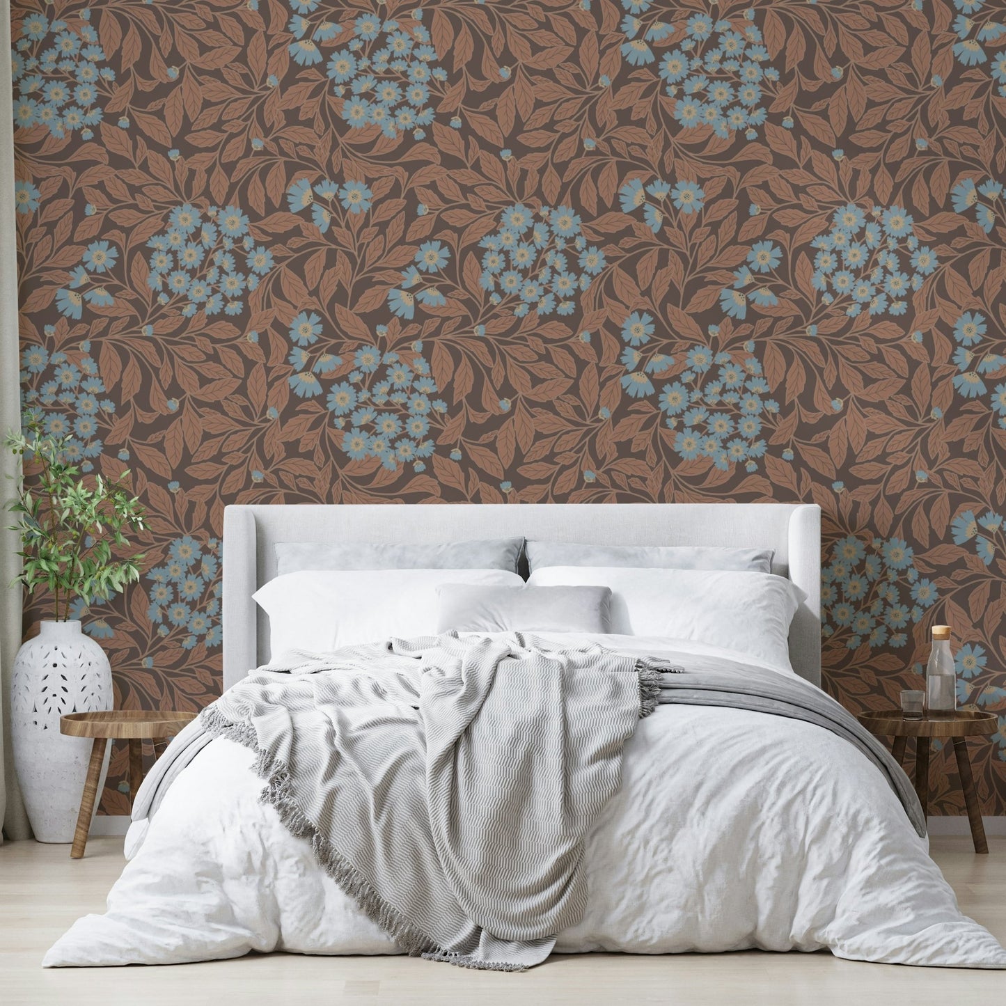 The style is artistic and natural.


