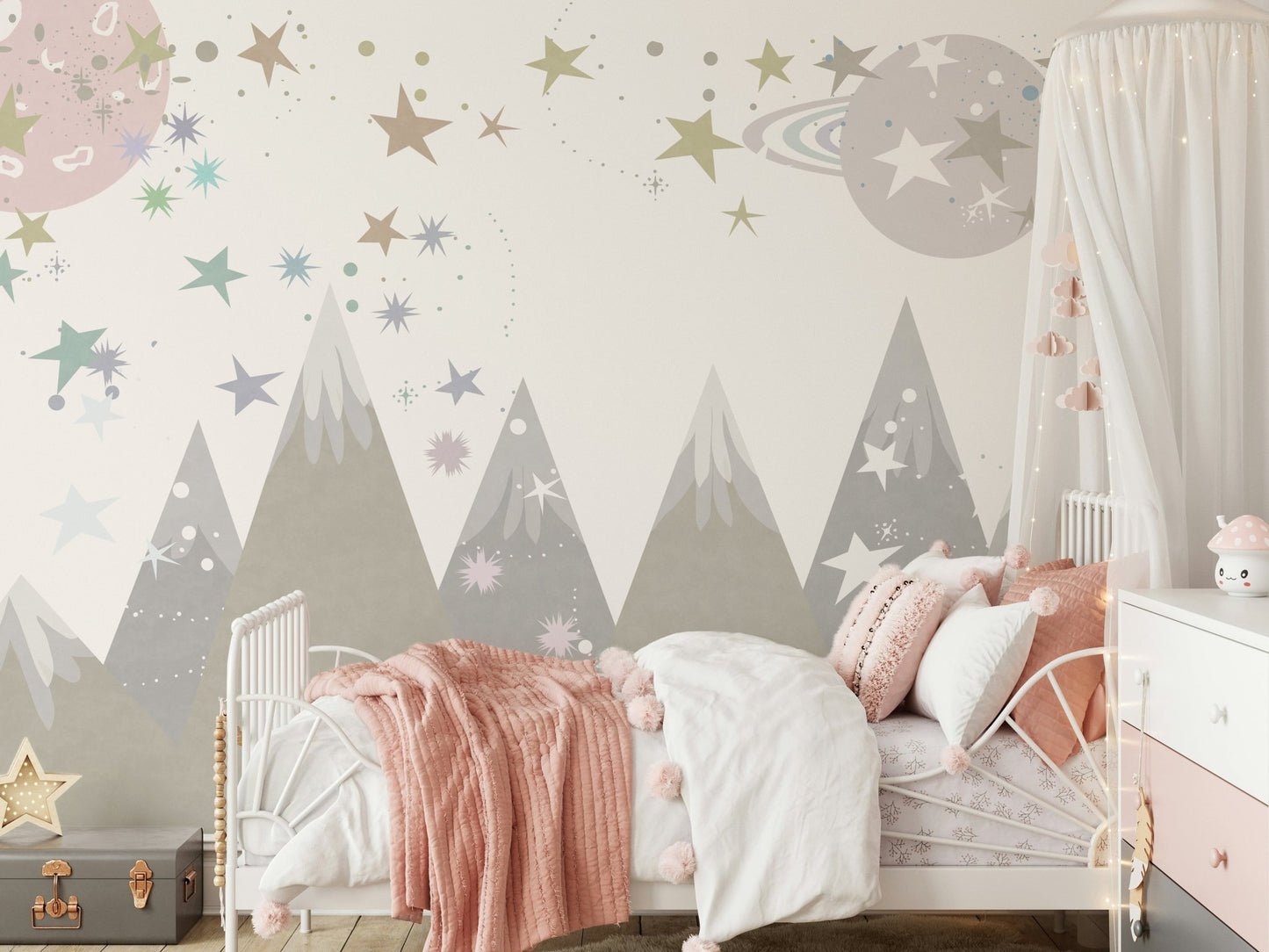 A classic abstract design wallpaper for walls.