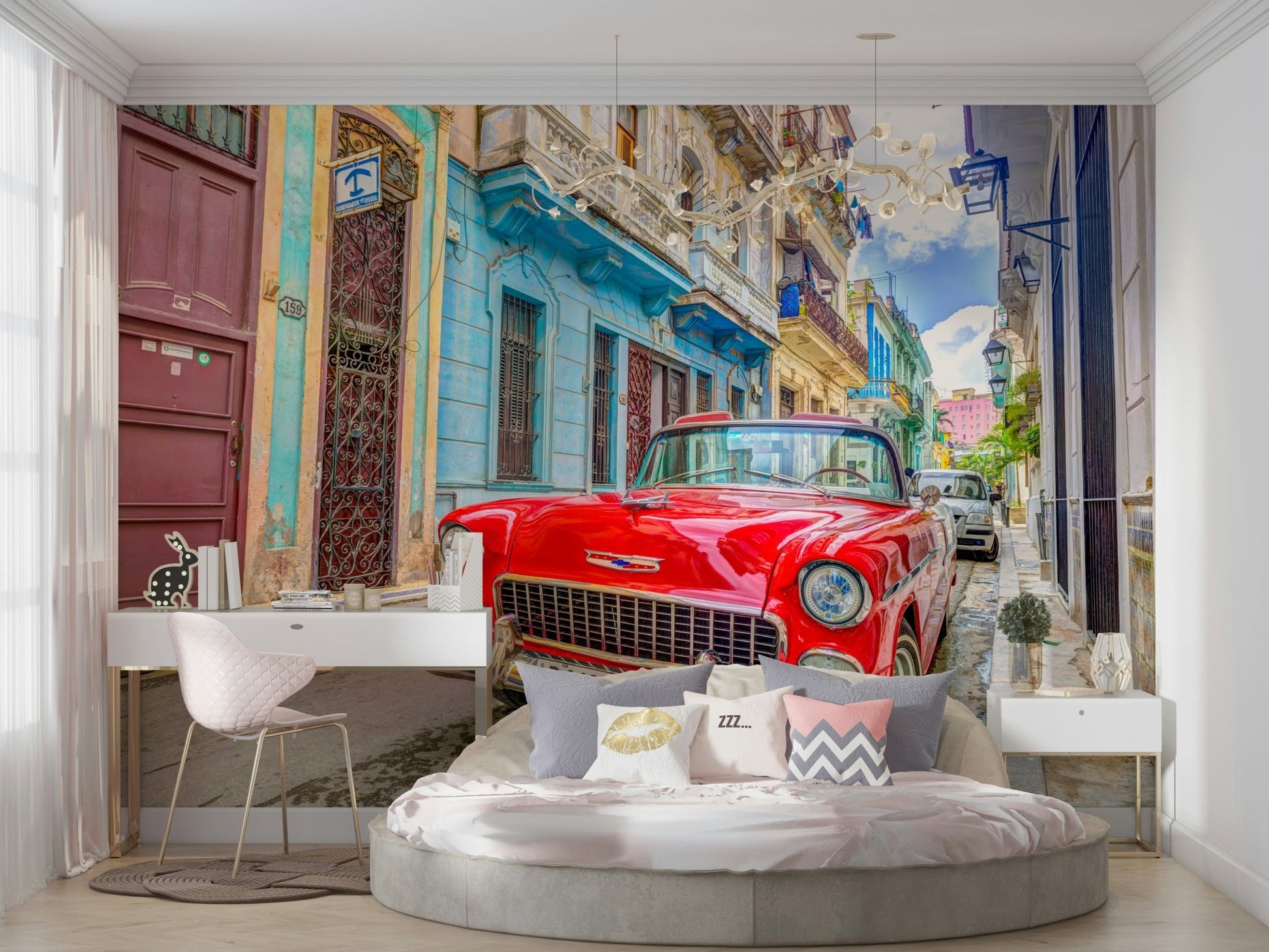 Lively Cuban cruise wallpaper for bold home decoration.

