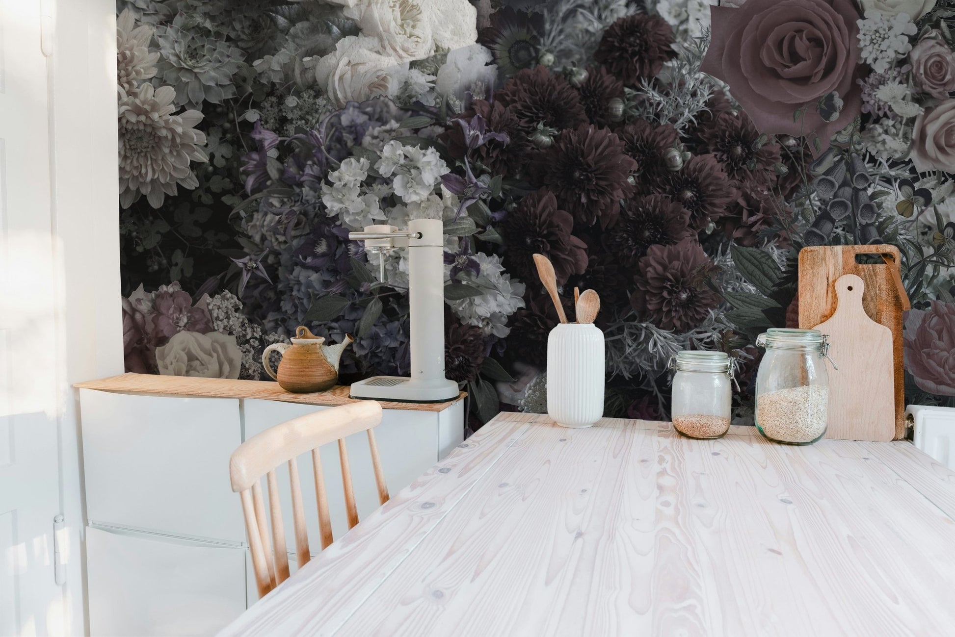 Artistic dark floral mural wallpaper for luxury homes A803