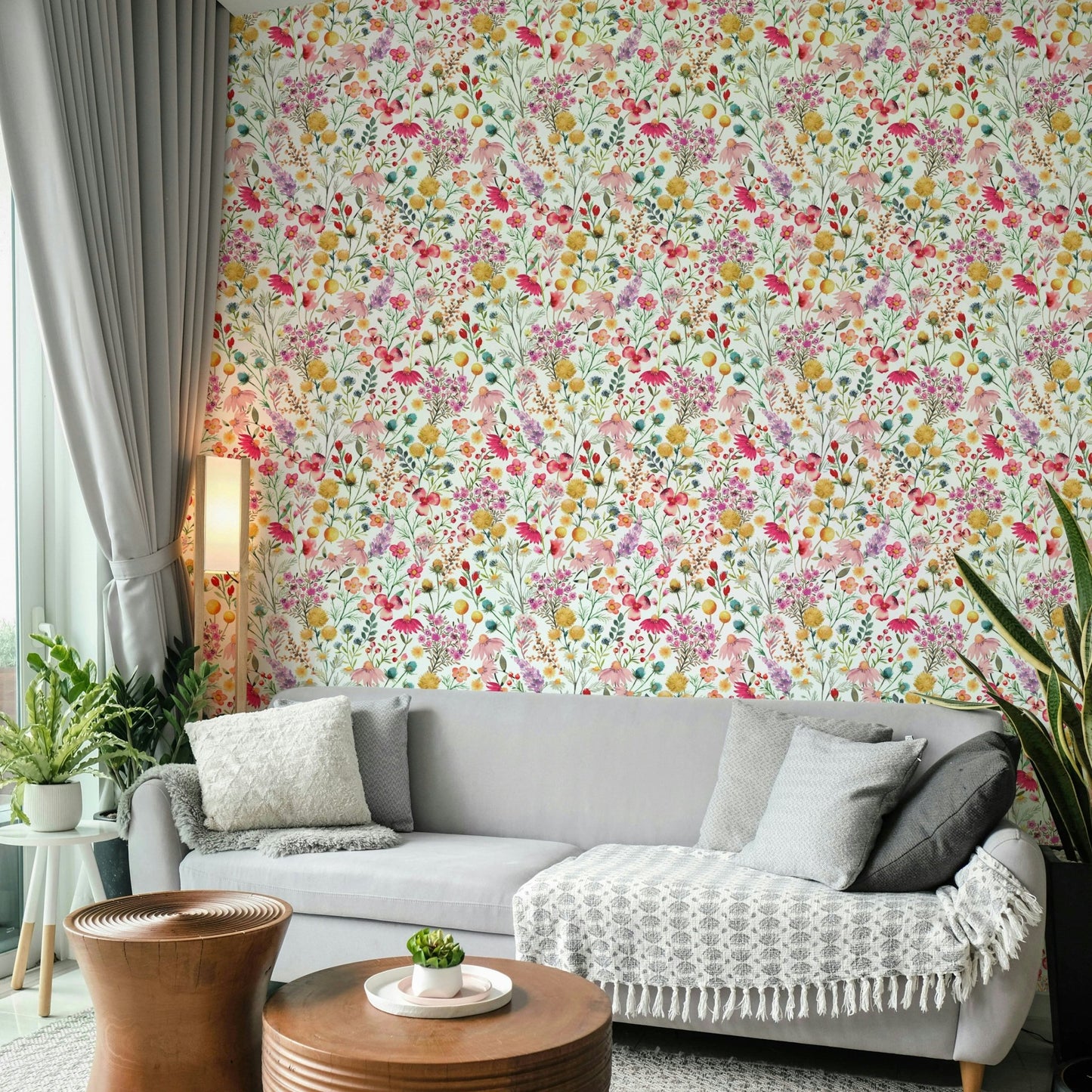 Botanical floral wallpaper

