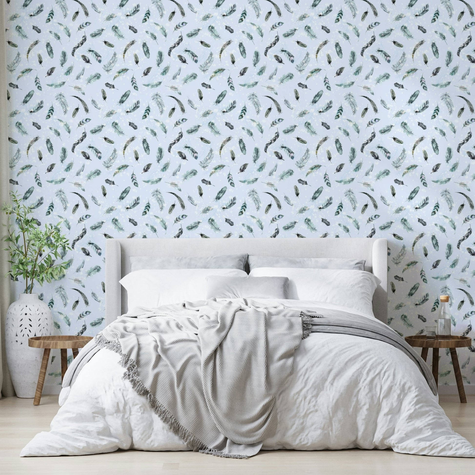 Airy feather wall covering


