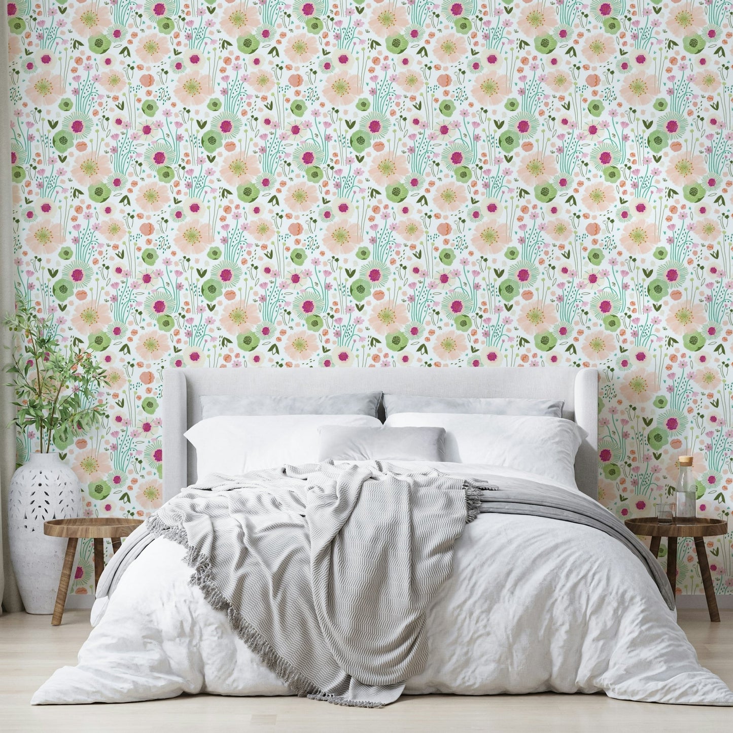 Mural wallpaper with tiny blooms

