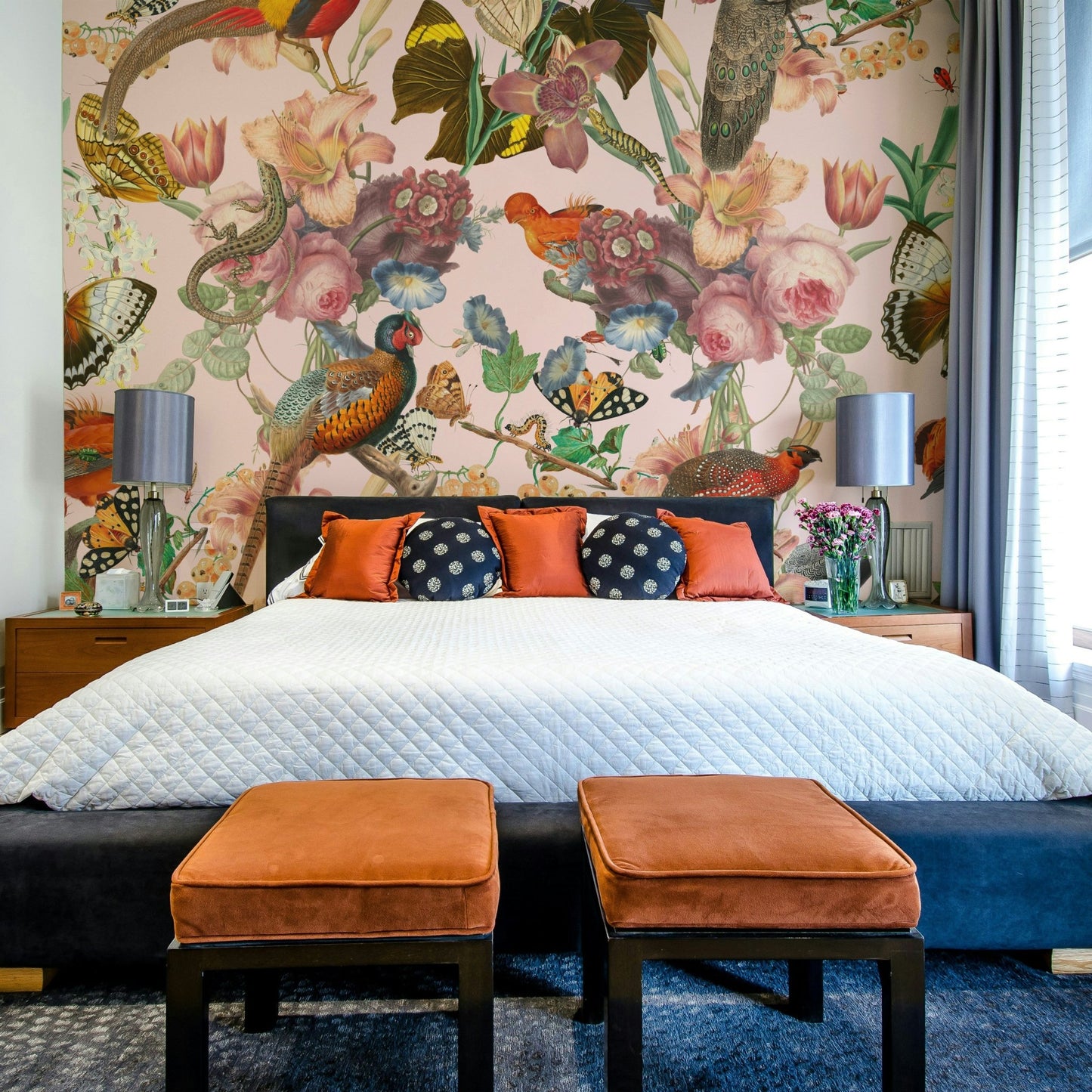 Nature-inspired Divertirs Wall Mural with peacock-like birds

