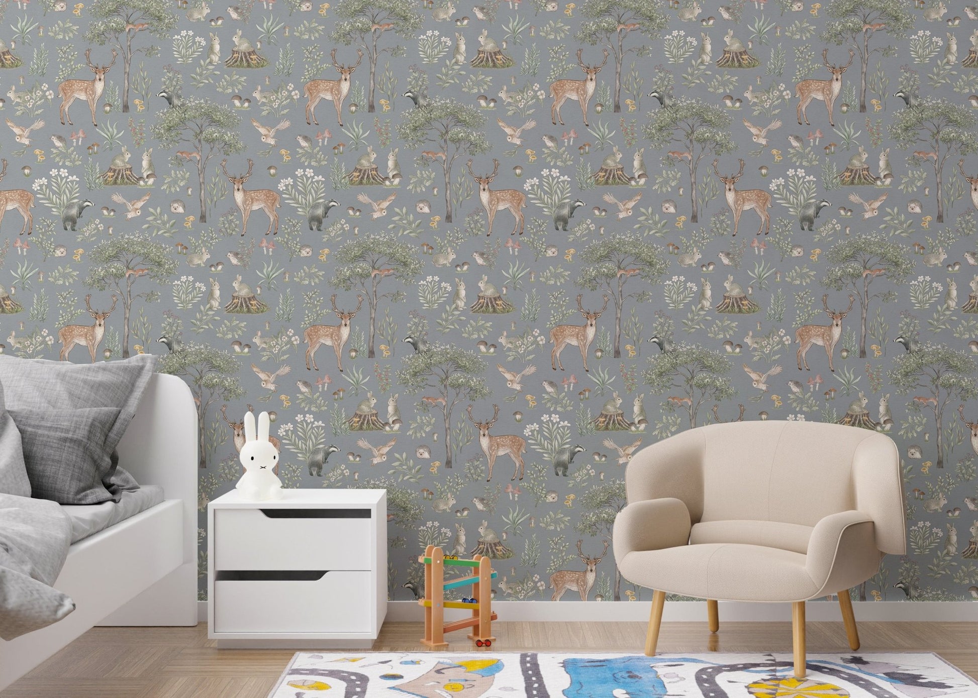 Cozy forest animal wallpaper pattern
