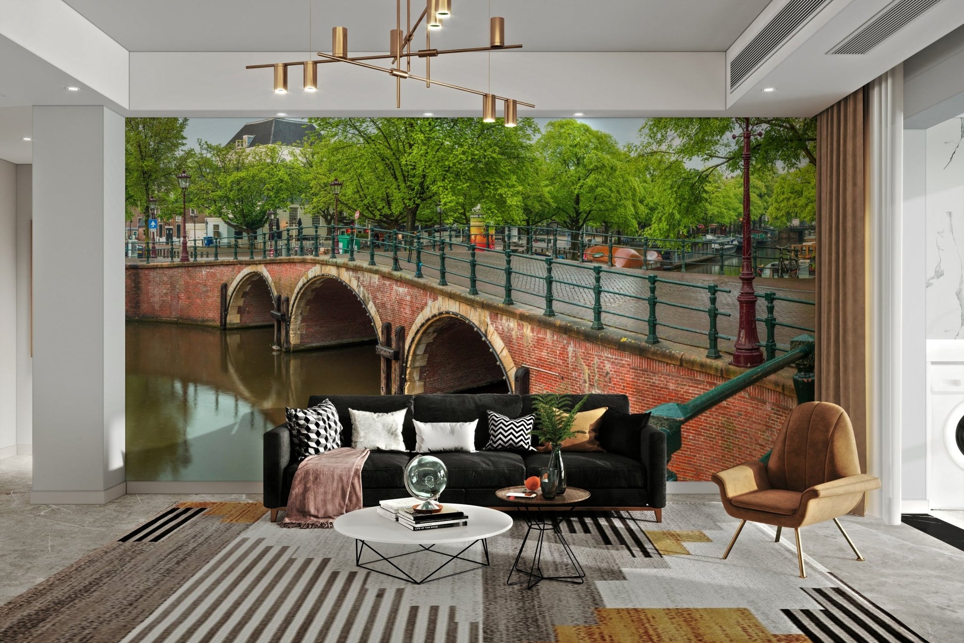 A quiet canal runs between the buildings.

