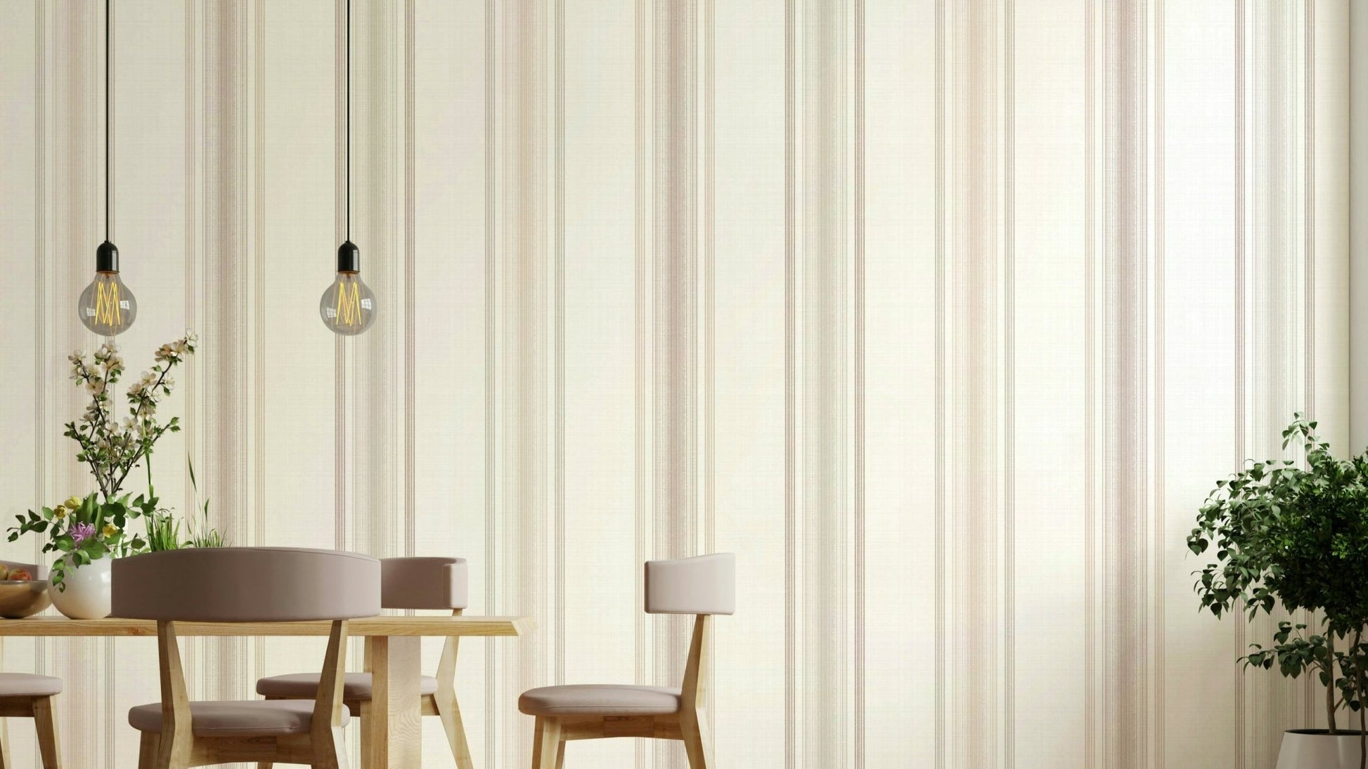 Wallpaper for walls with a refined look
