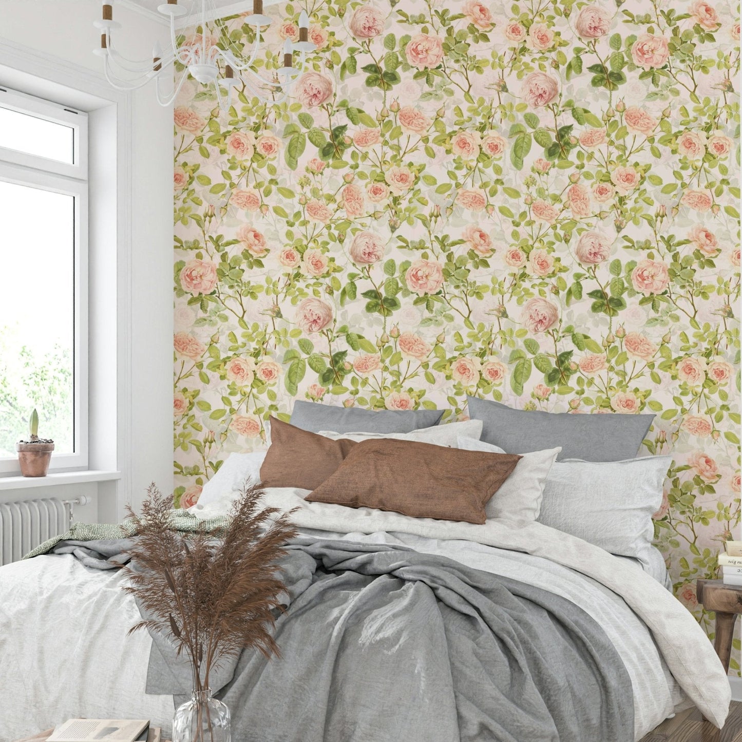 Vintage-style English Rose Garden wallpaper for walls., GD1357