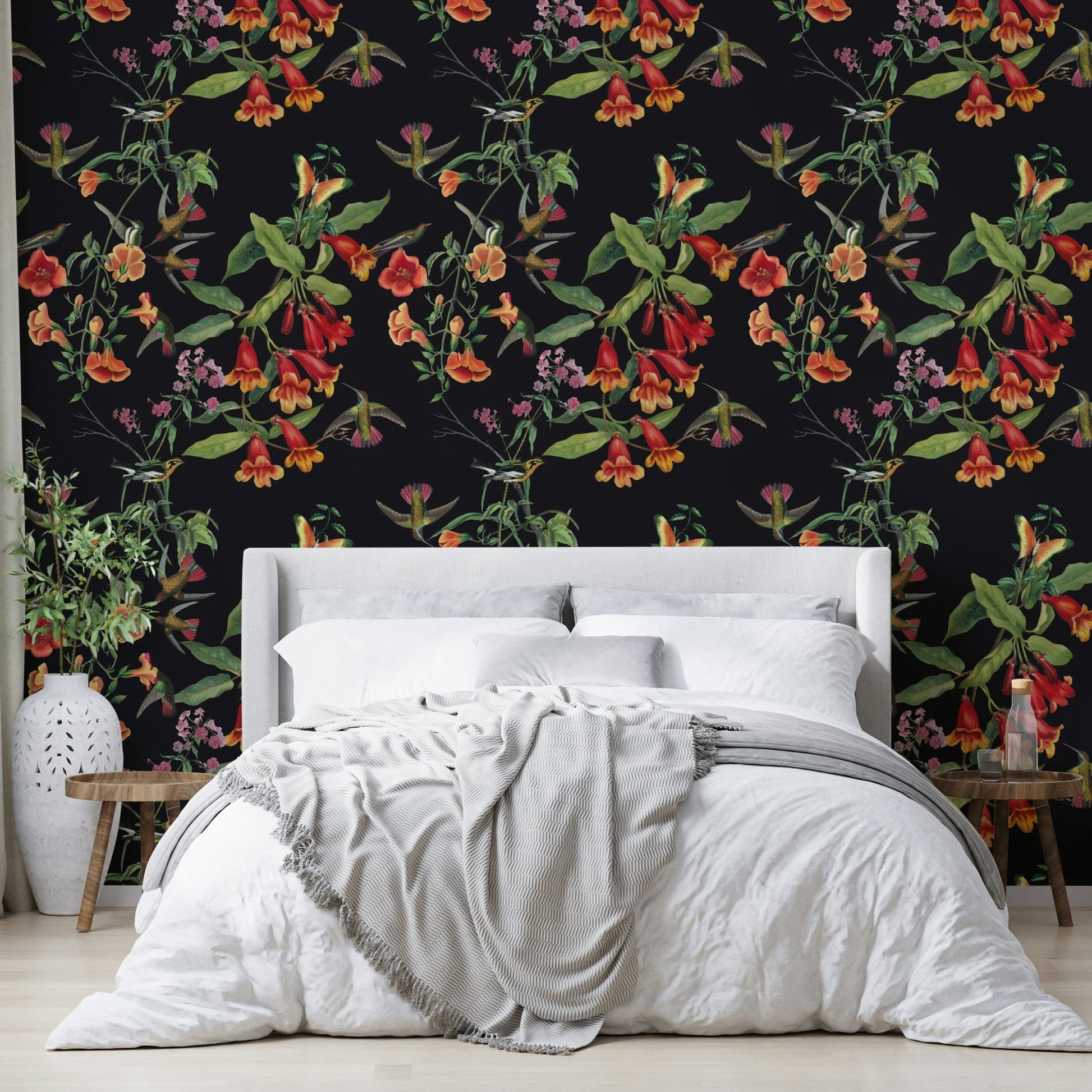 A peaceful dark floral mural on decorative wallpaper., GD5123