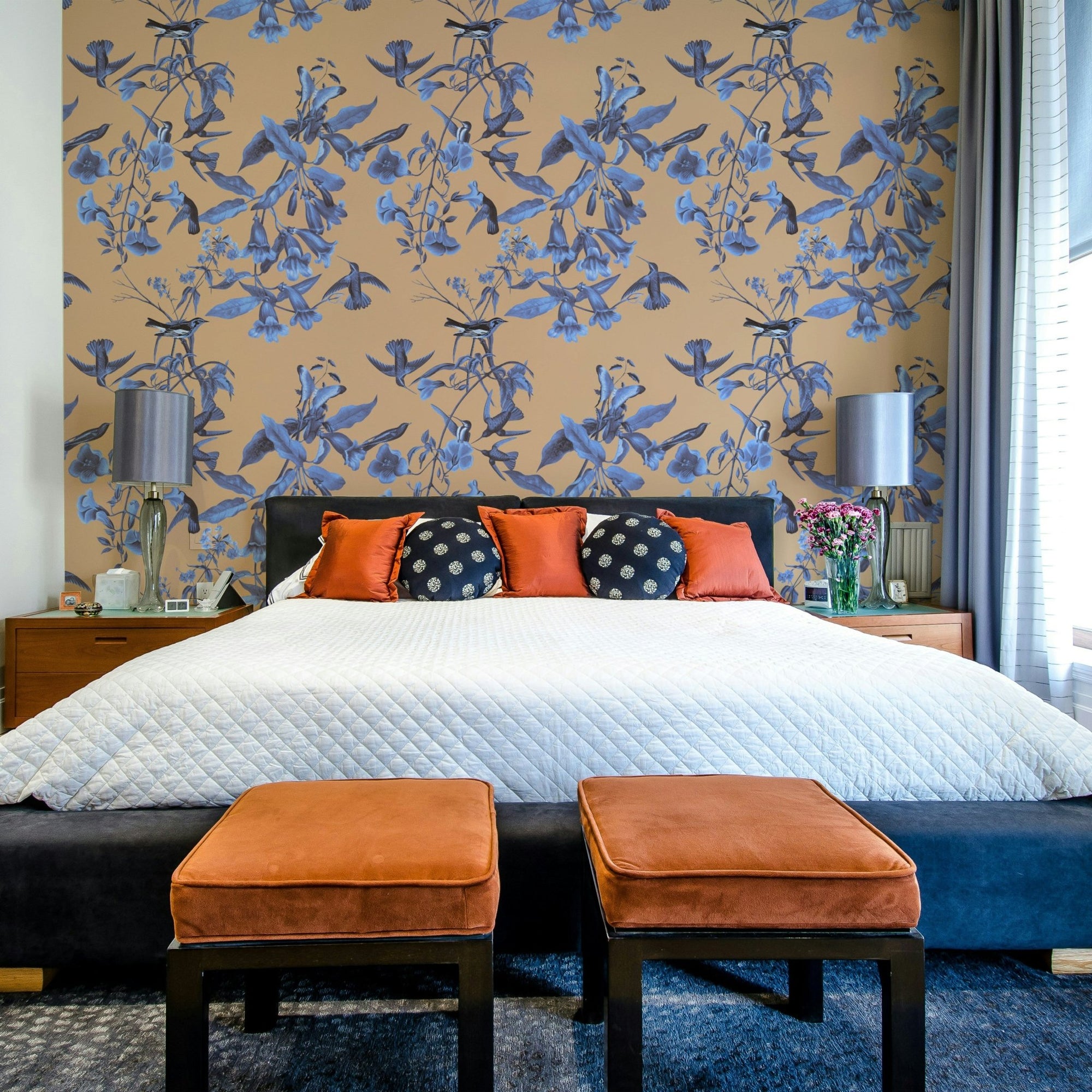 A beautiful floral pattern wallpaper mural with flying birds., GD5115