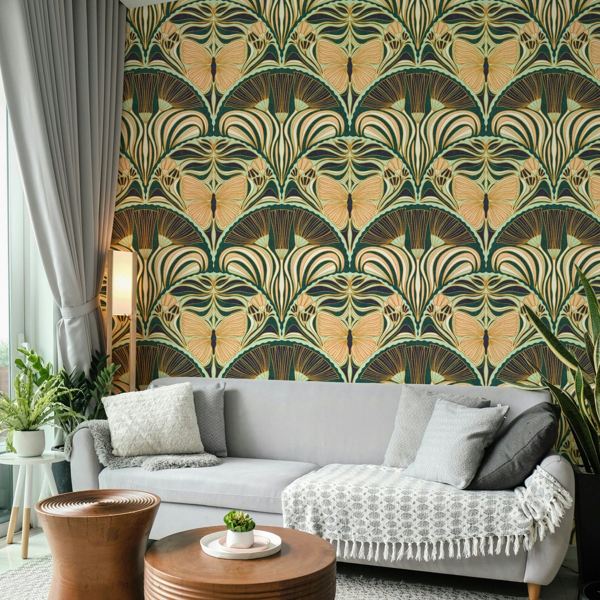Sophisticated butterfly design

