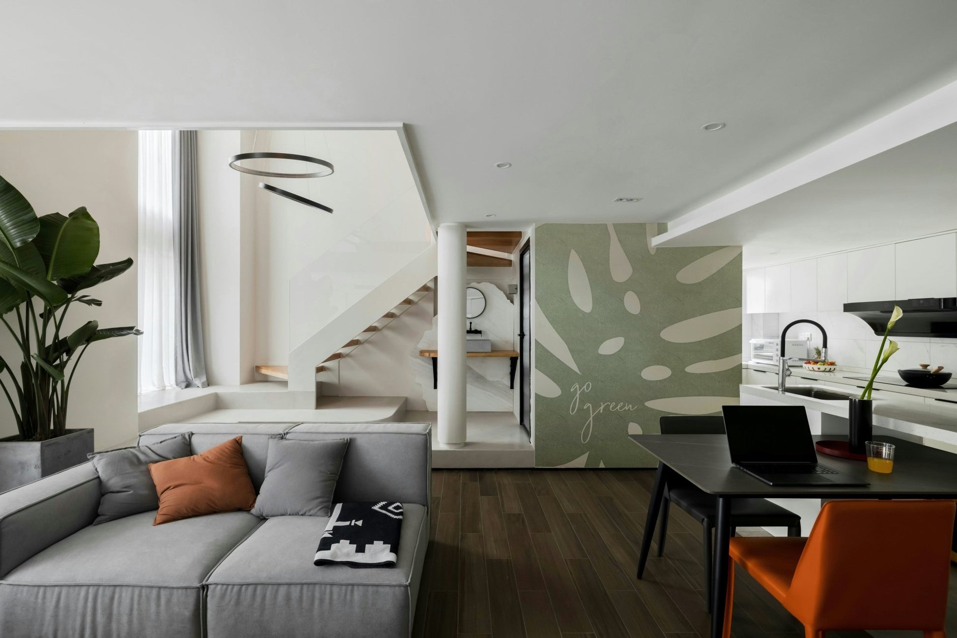 Nature-inspired mural wallpaper design

