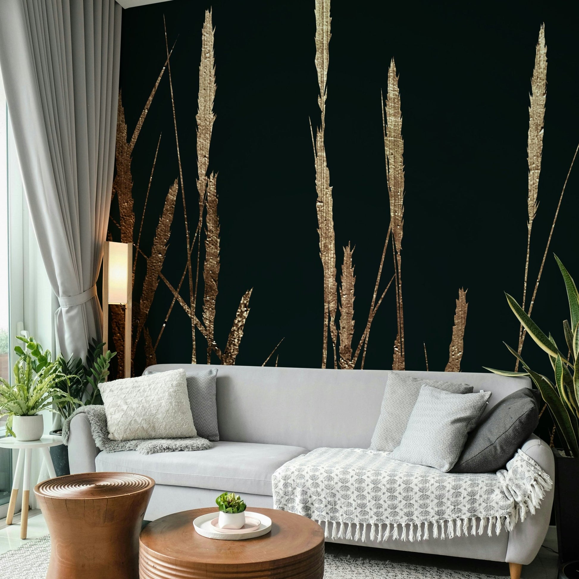 Delicate textures of crops or grasses.


