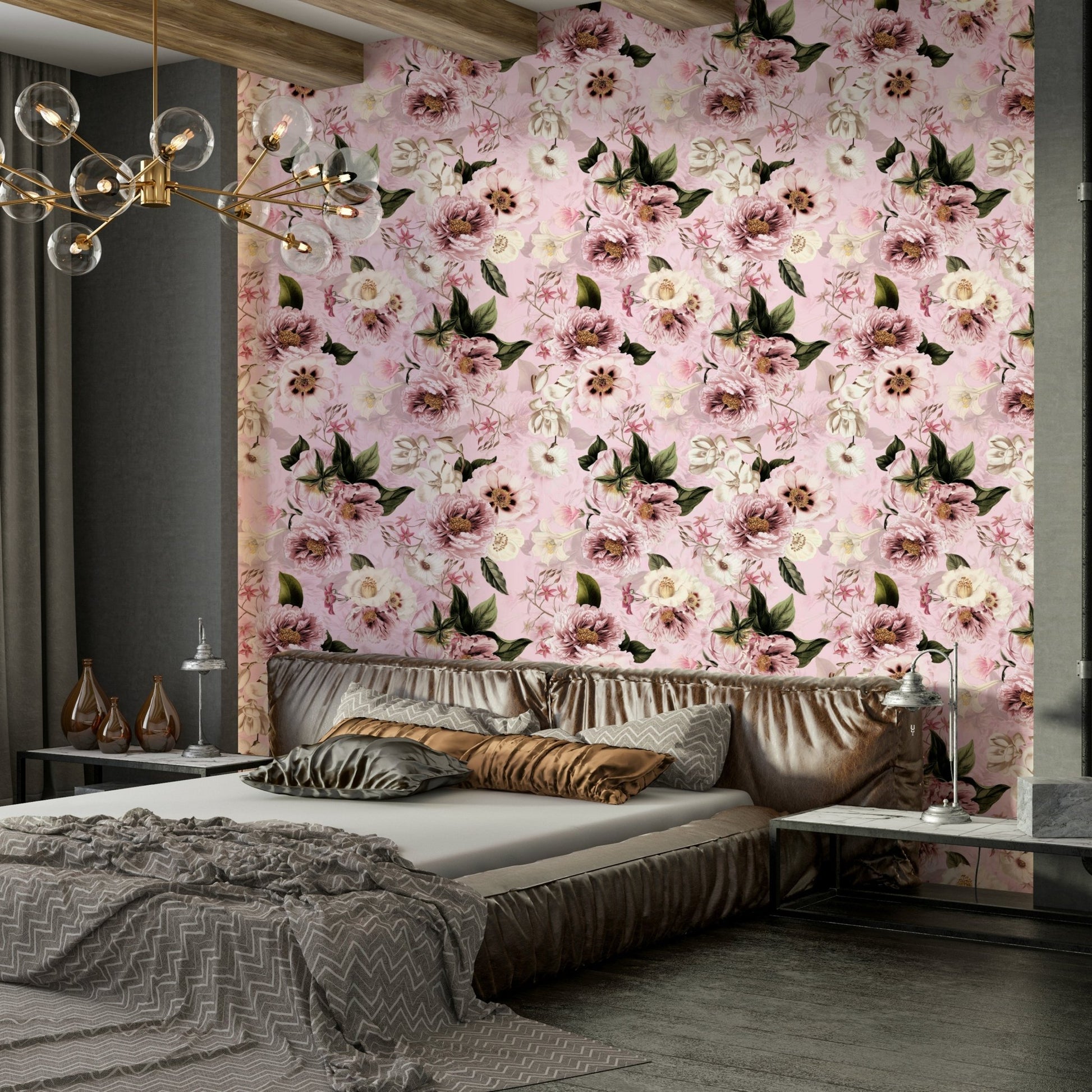 Heritage-inspired floral pattern wallpaper

