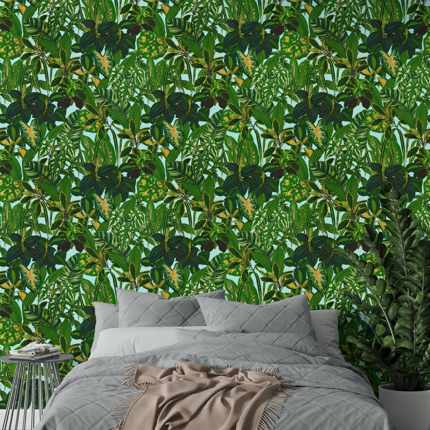 Tropical leaf pattern wall decor.
