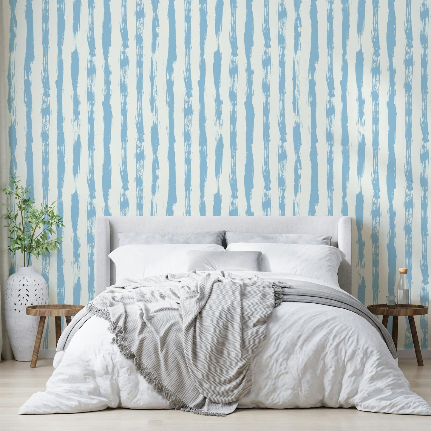 High-quality image of the hand drawn stripes wallpaper

