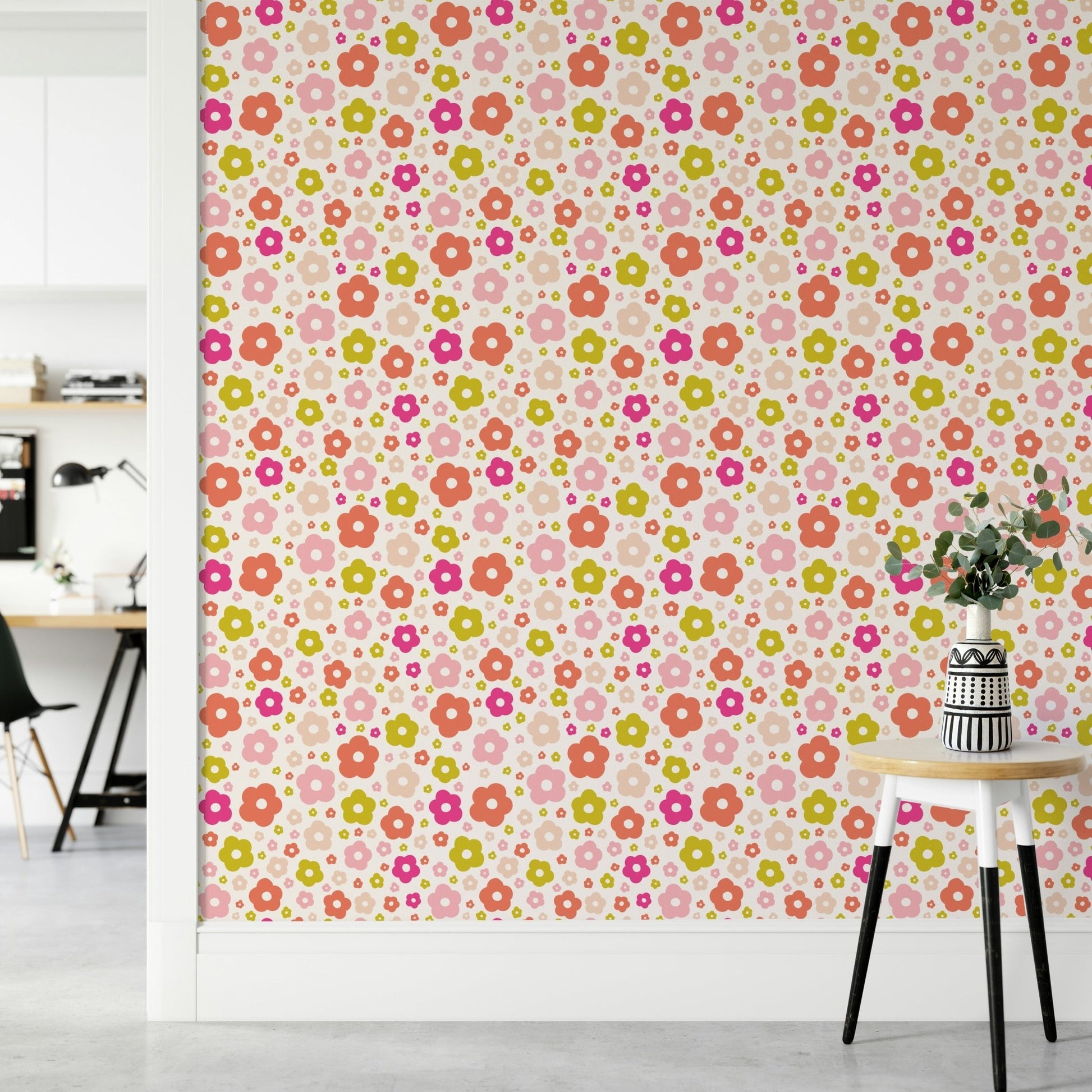 Cute daisy wall design for kids' rooms

