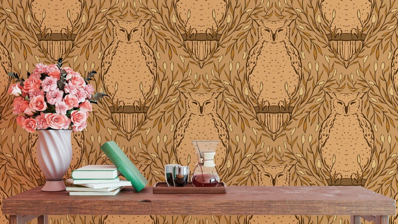 Vibrant harvest owl wallpaper for a lively, woodland-inspired look.
