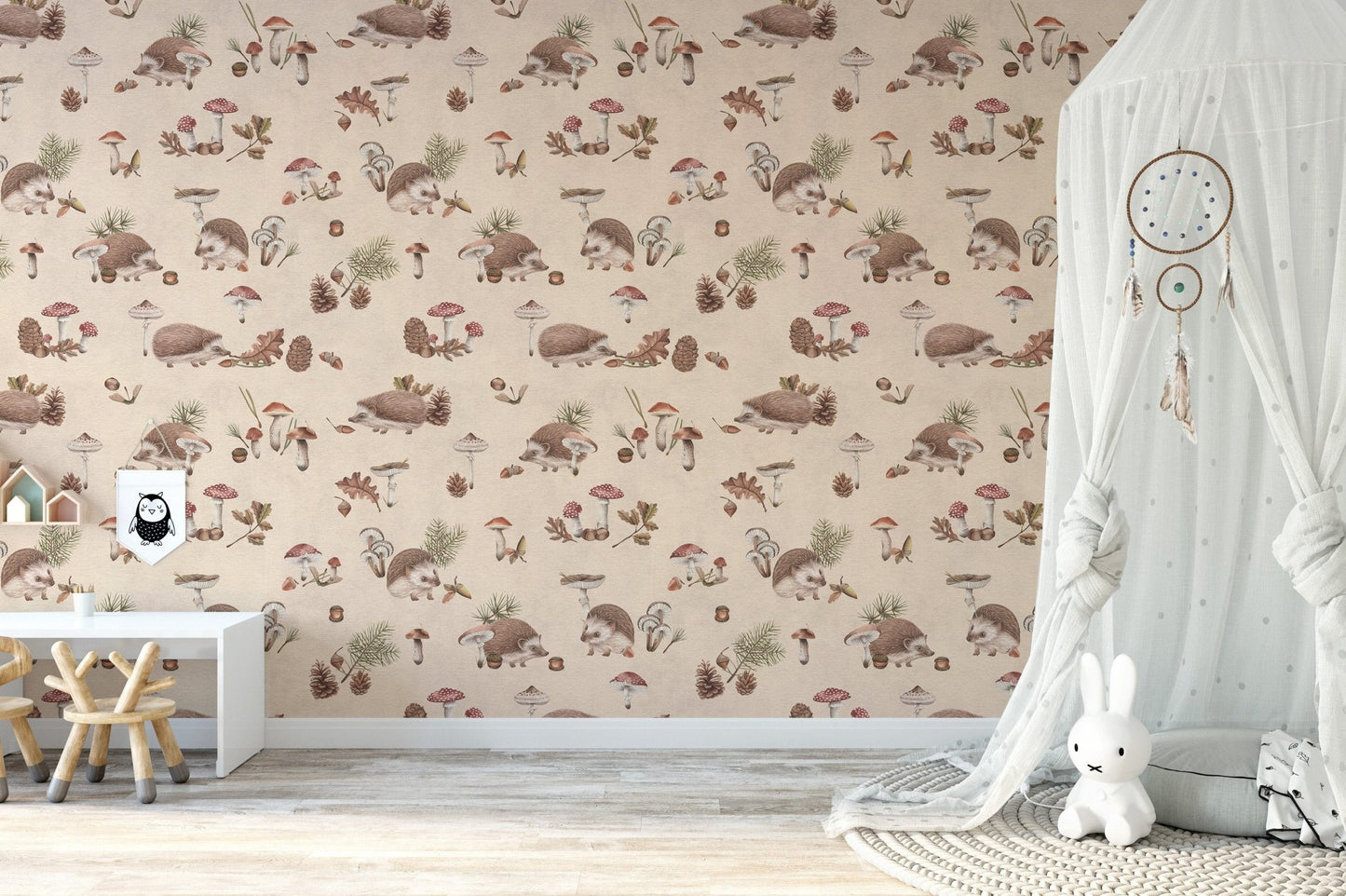 Beige forest animal wallpaper for kids
 KB99