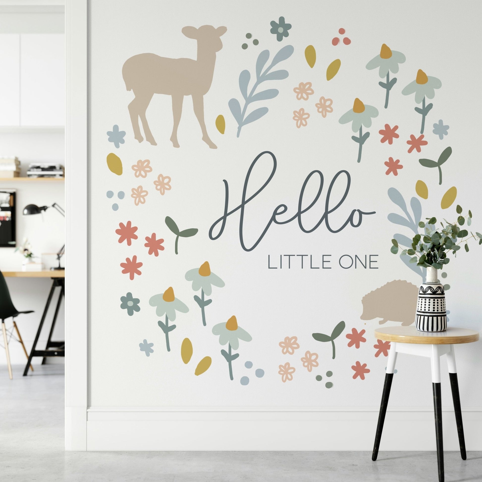 Woodland Animal Characters Wall Mural for Nursery, GD1796