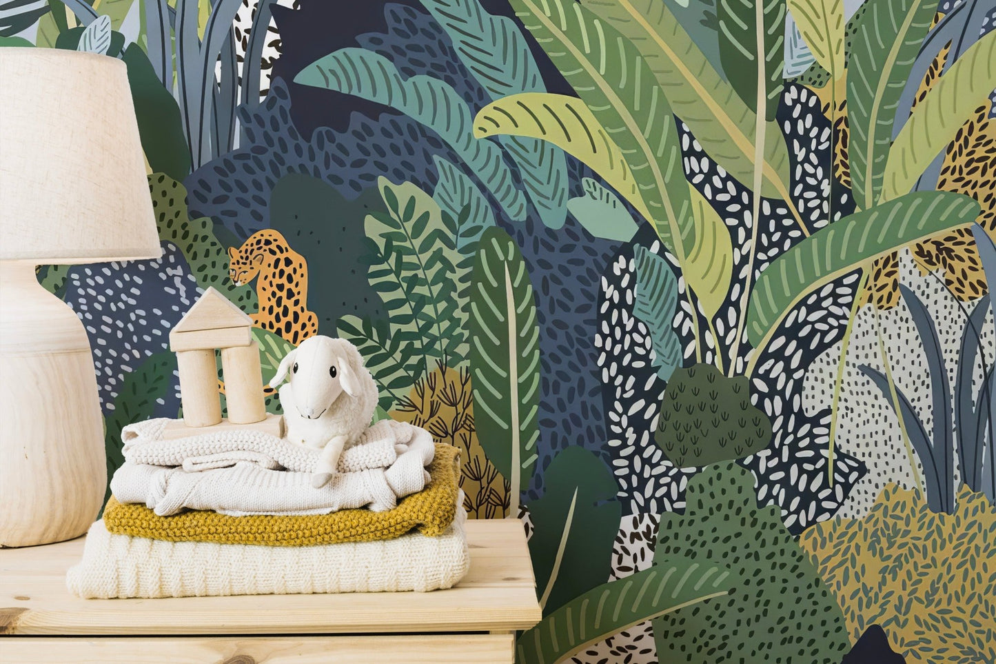 Hidden Jungle Cat Peel and Stick Wallpaper C402