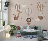 Safari animal balloons in a whimsical mural print., GD8472