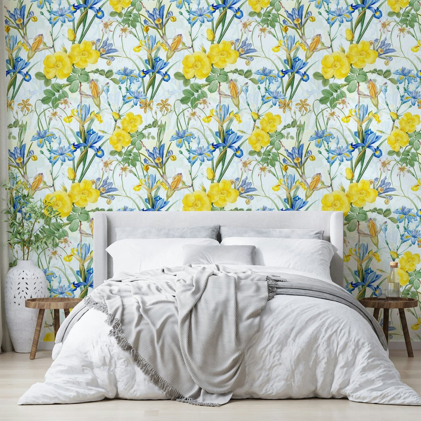 Fresh Iris & Rose Garden wallpaper creating a calming ambiance

