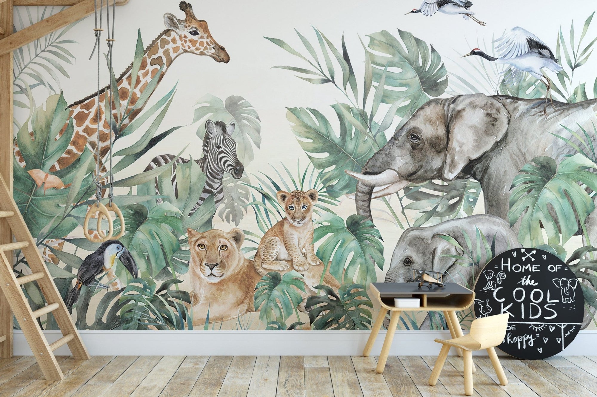 Royal animals wallpaper mural for kids' rooms A448
