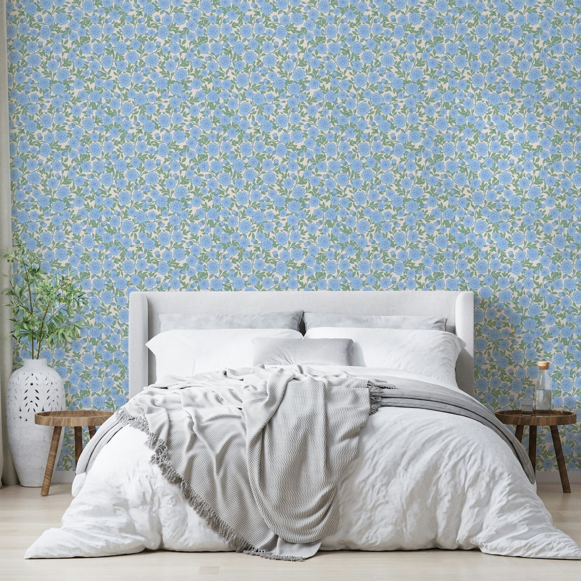 Durable and easy to install floral wallpaper

