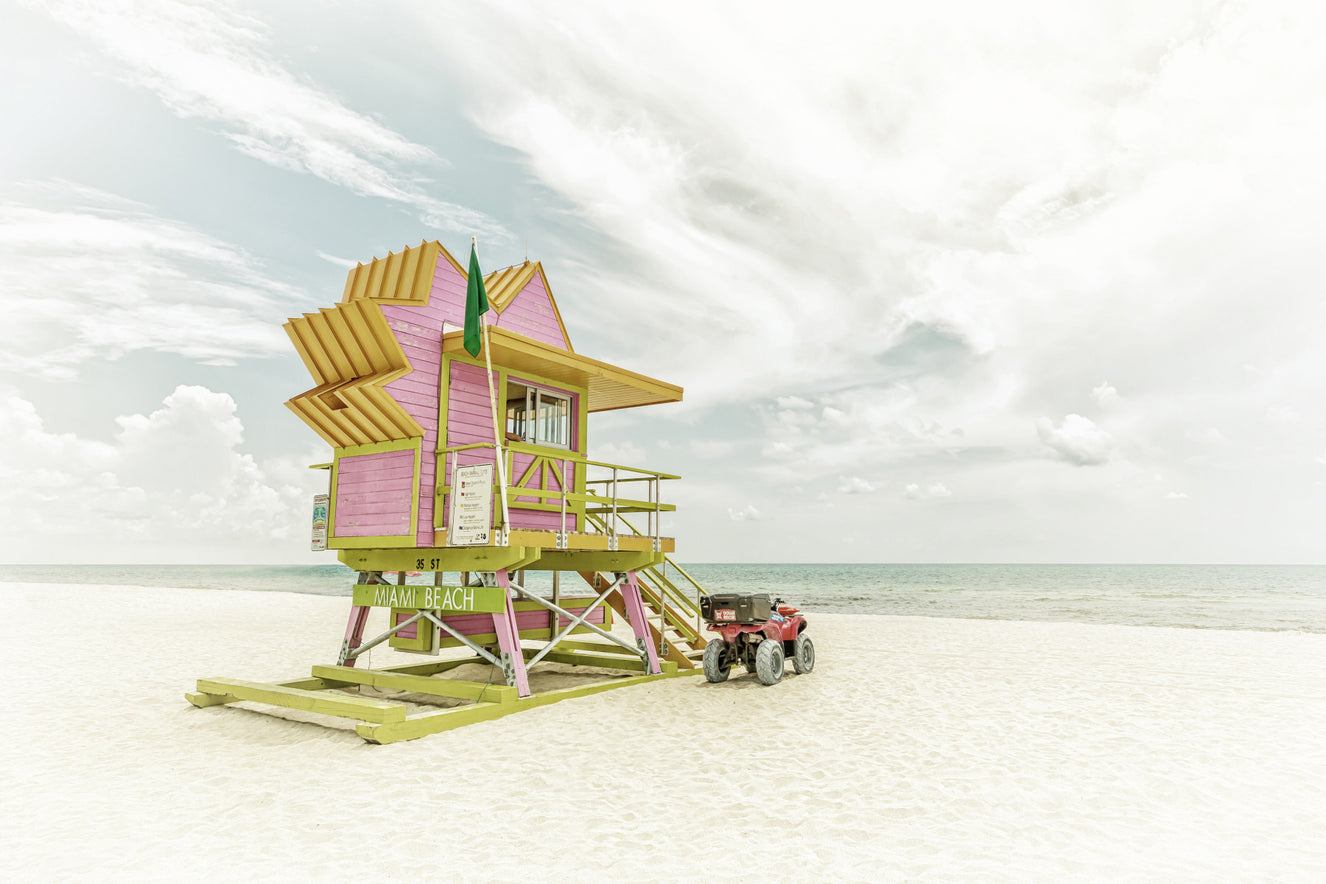 MIAMI BEACH Florida Flair | Vintage Wall Mural