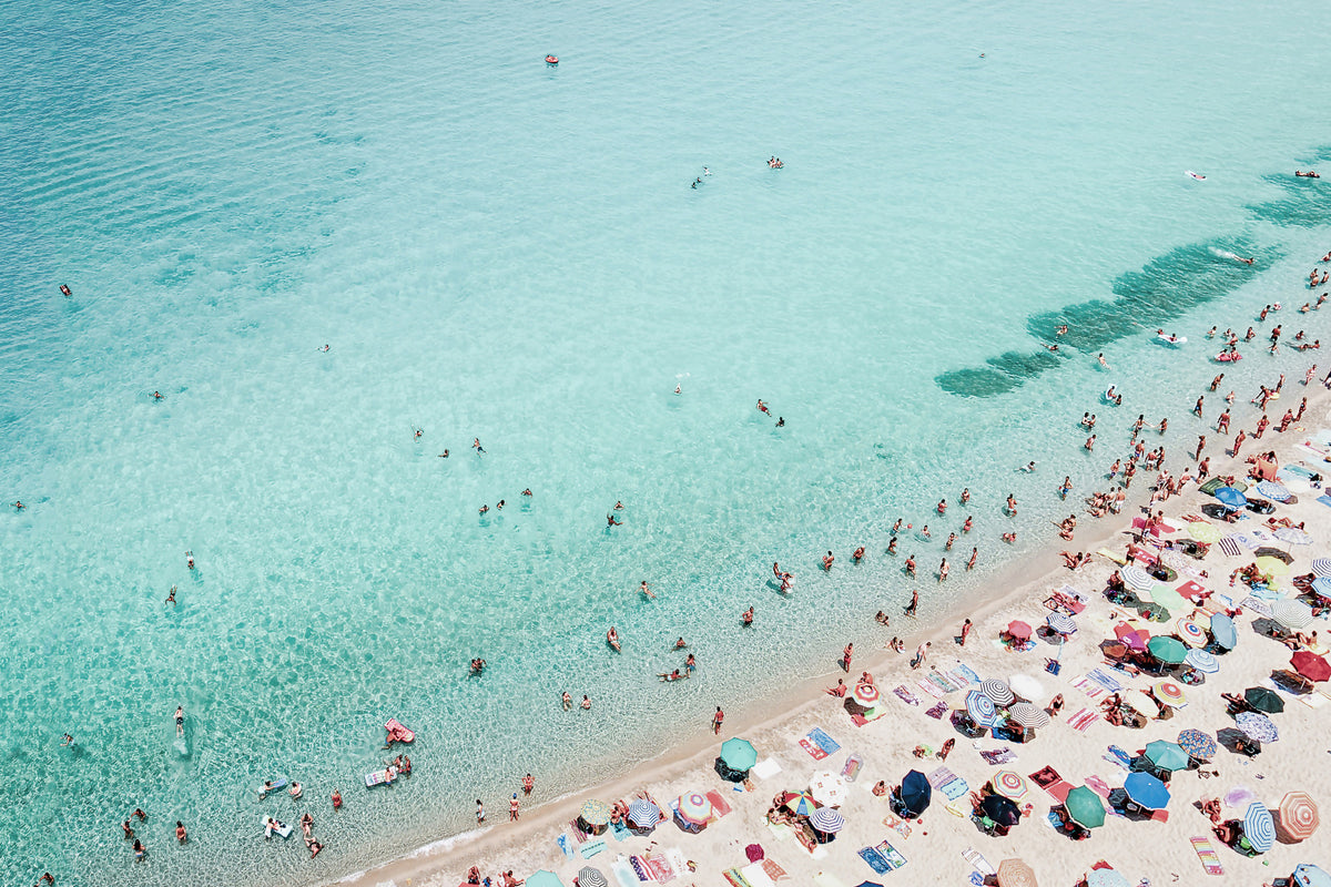 Beach People Wall Mural in your room — zoomed