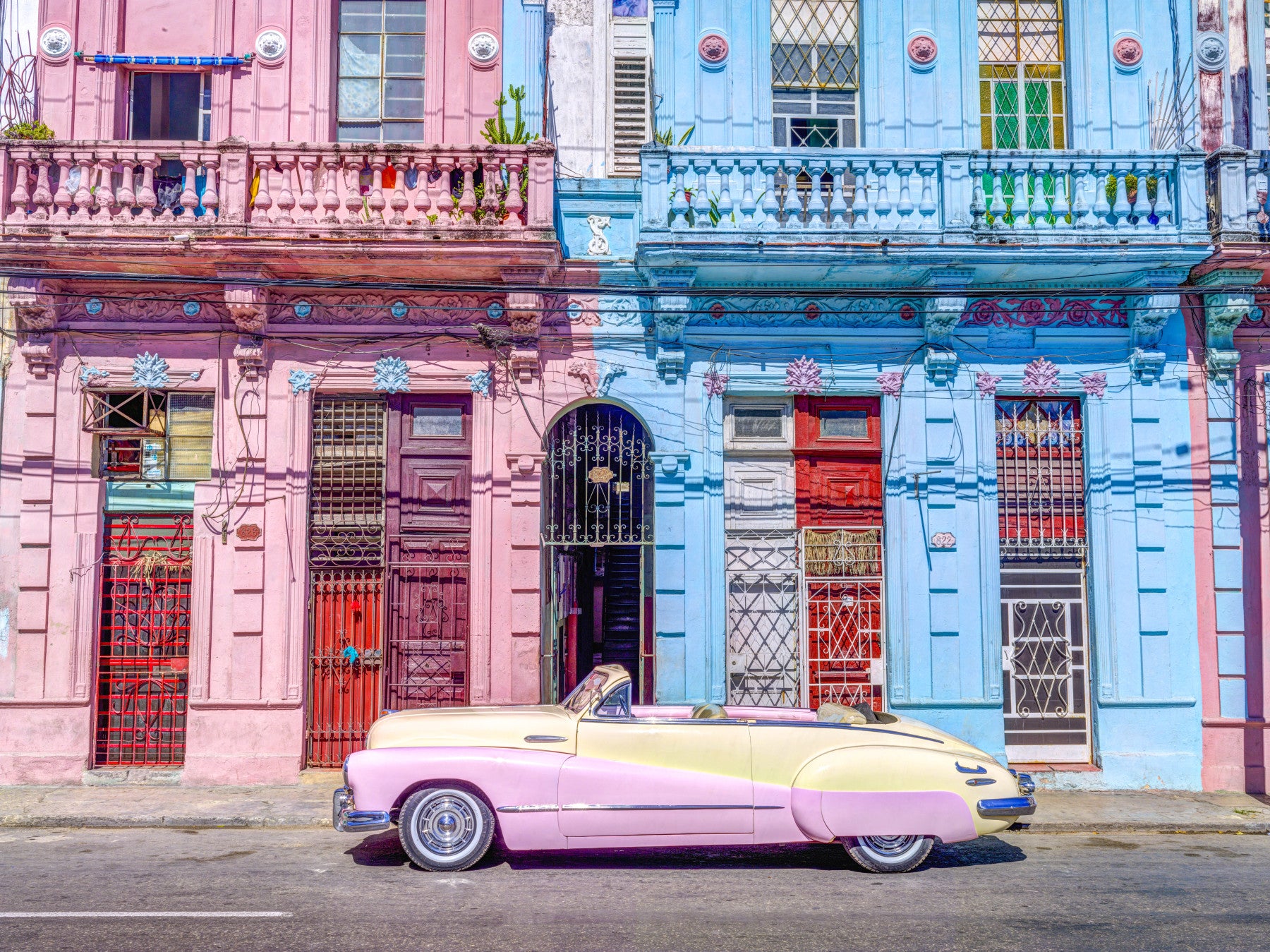 Vintage Car - Havana Wall Mural