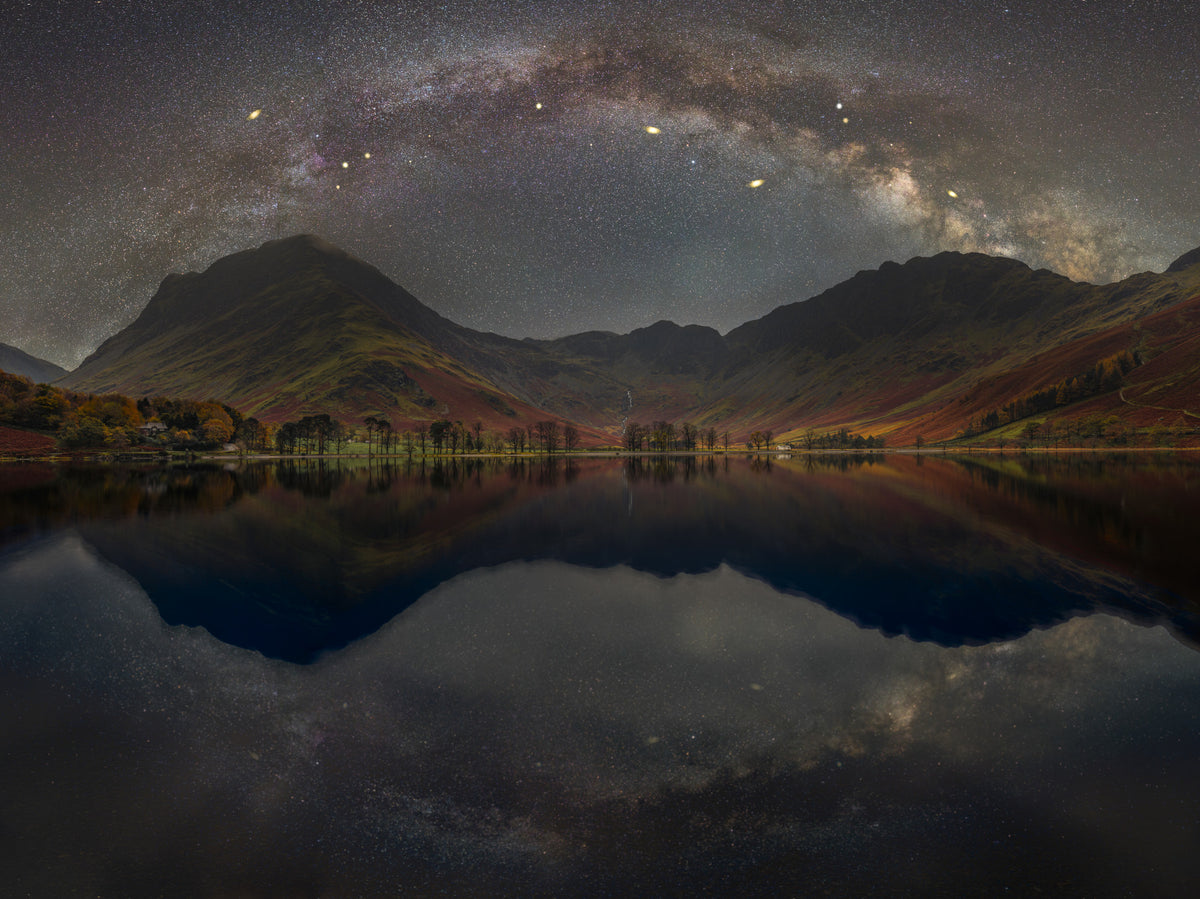 Milky Way Across Buttermere Wall Mural in your room — zoomed