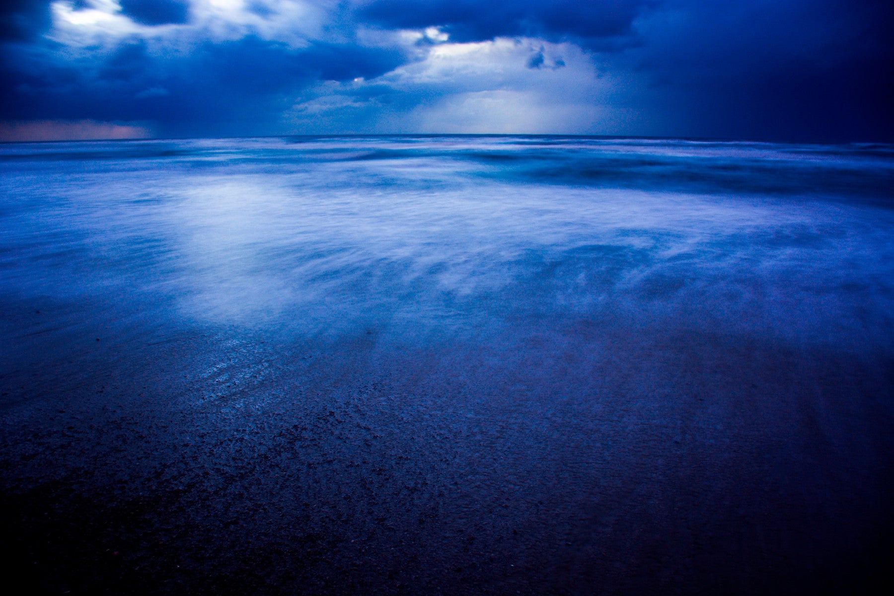 Winter storm over Sidni Ali beach II Wall Mural GD4893 in your room — zoomed