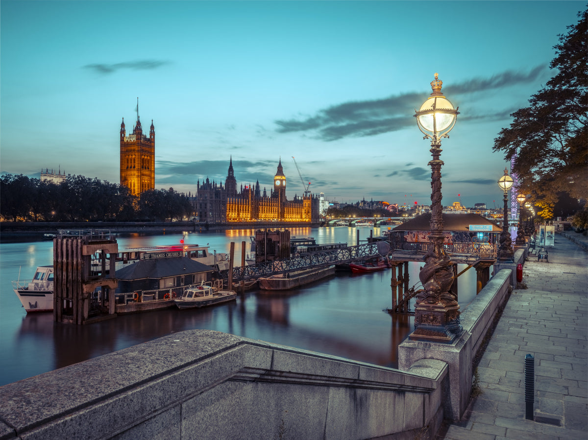 Twilight Thames Embrace Wall Mural