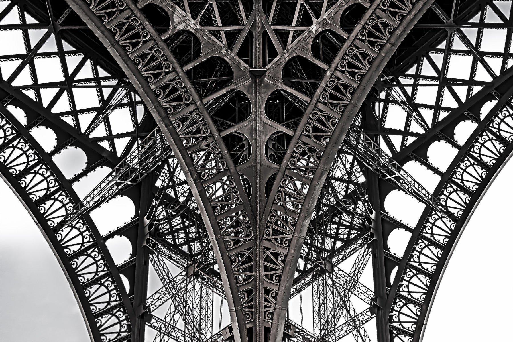 Eiffel's Ascent Wall Mural - 2274192