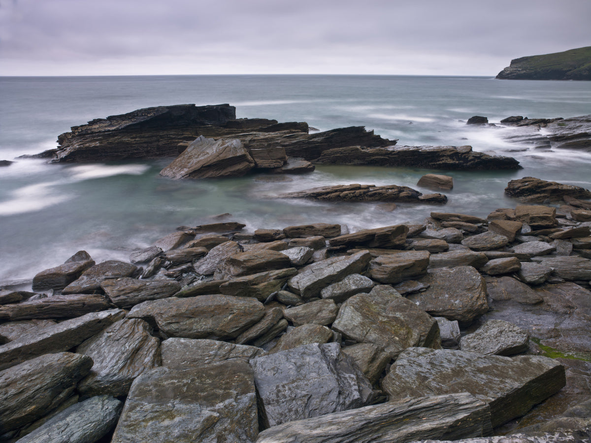 Trebarwith Strand Wall Mural in your room — zoomed