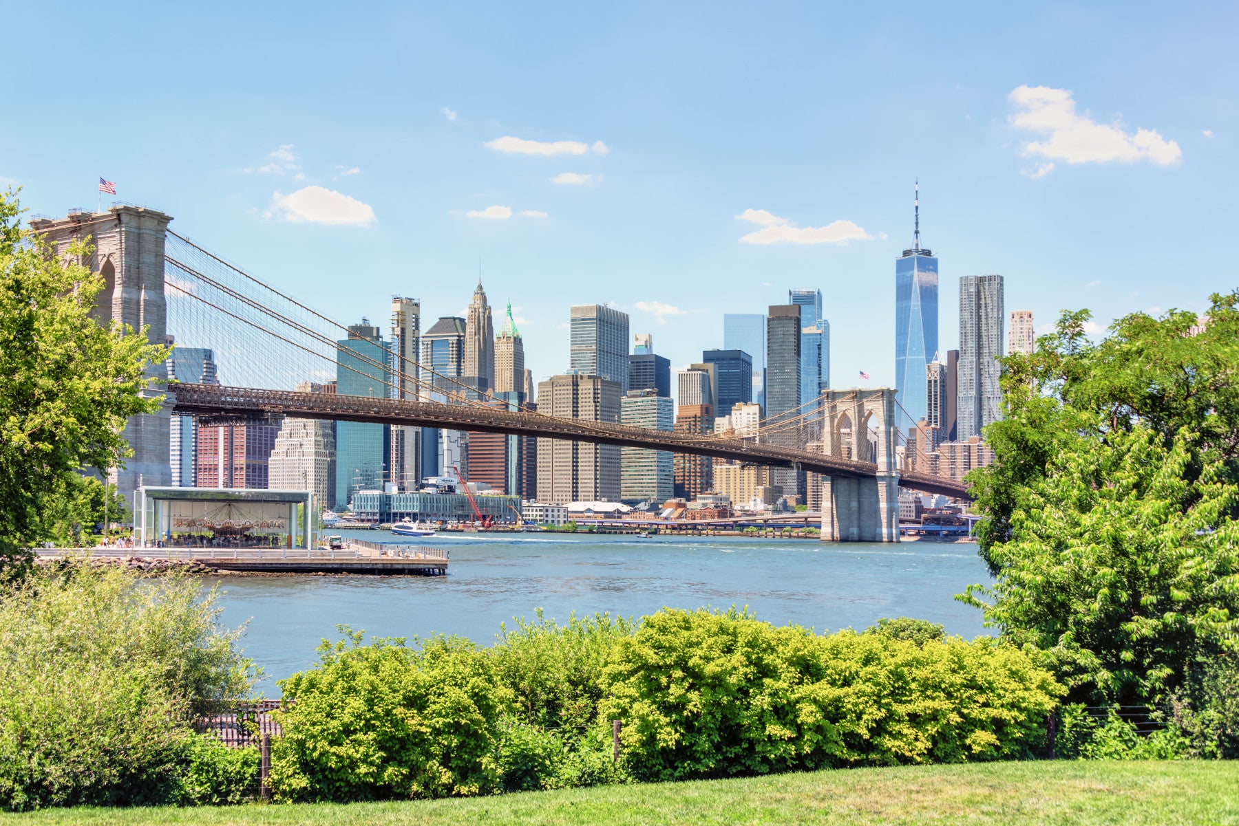 Bridge to Manhattan Wall Mural